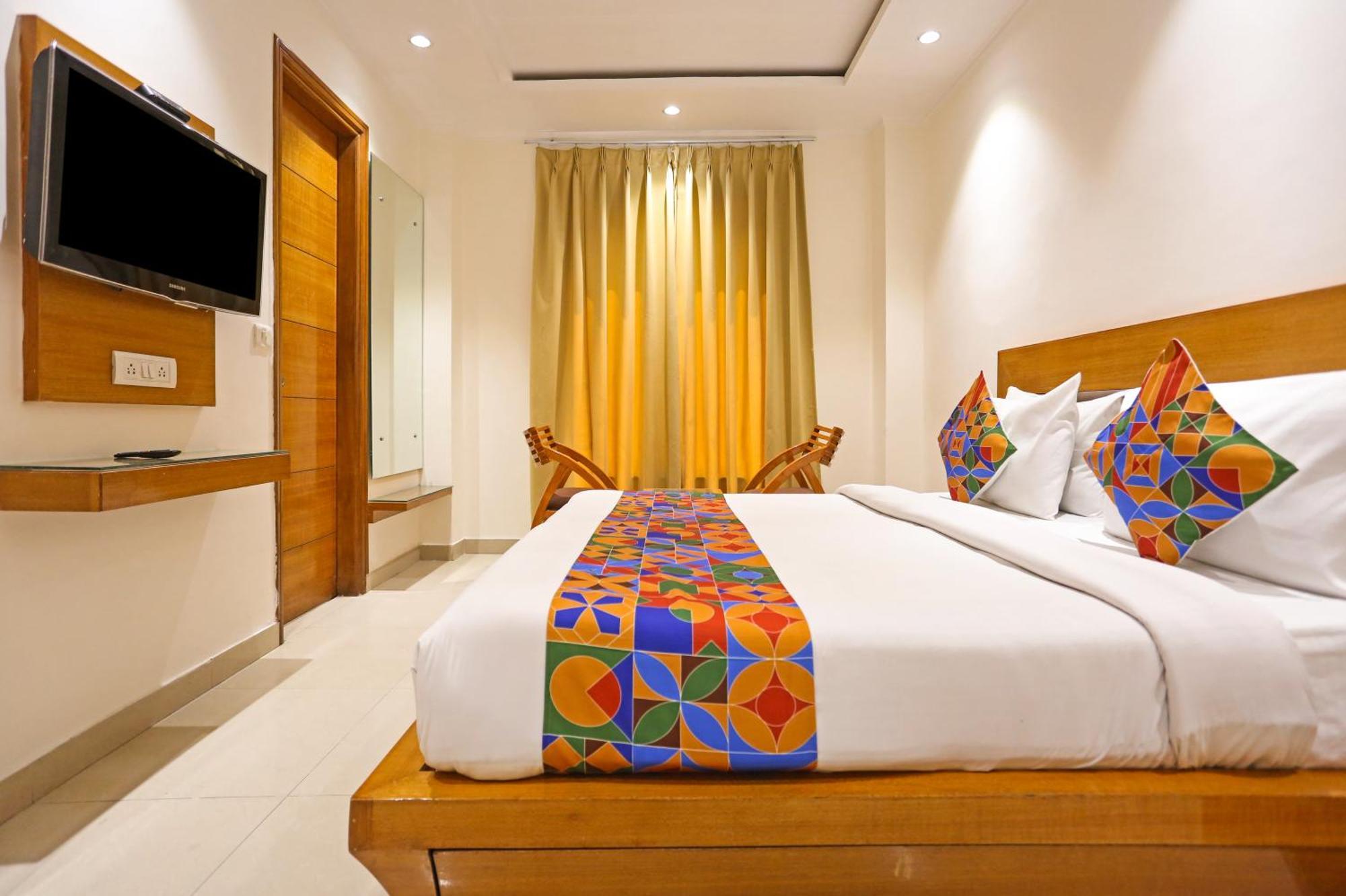 Hotel Fortuner, Karol Bagh, New Delhi Экстерьер фото