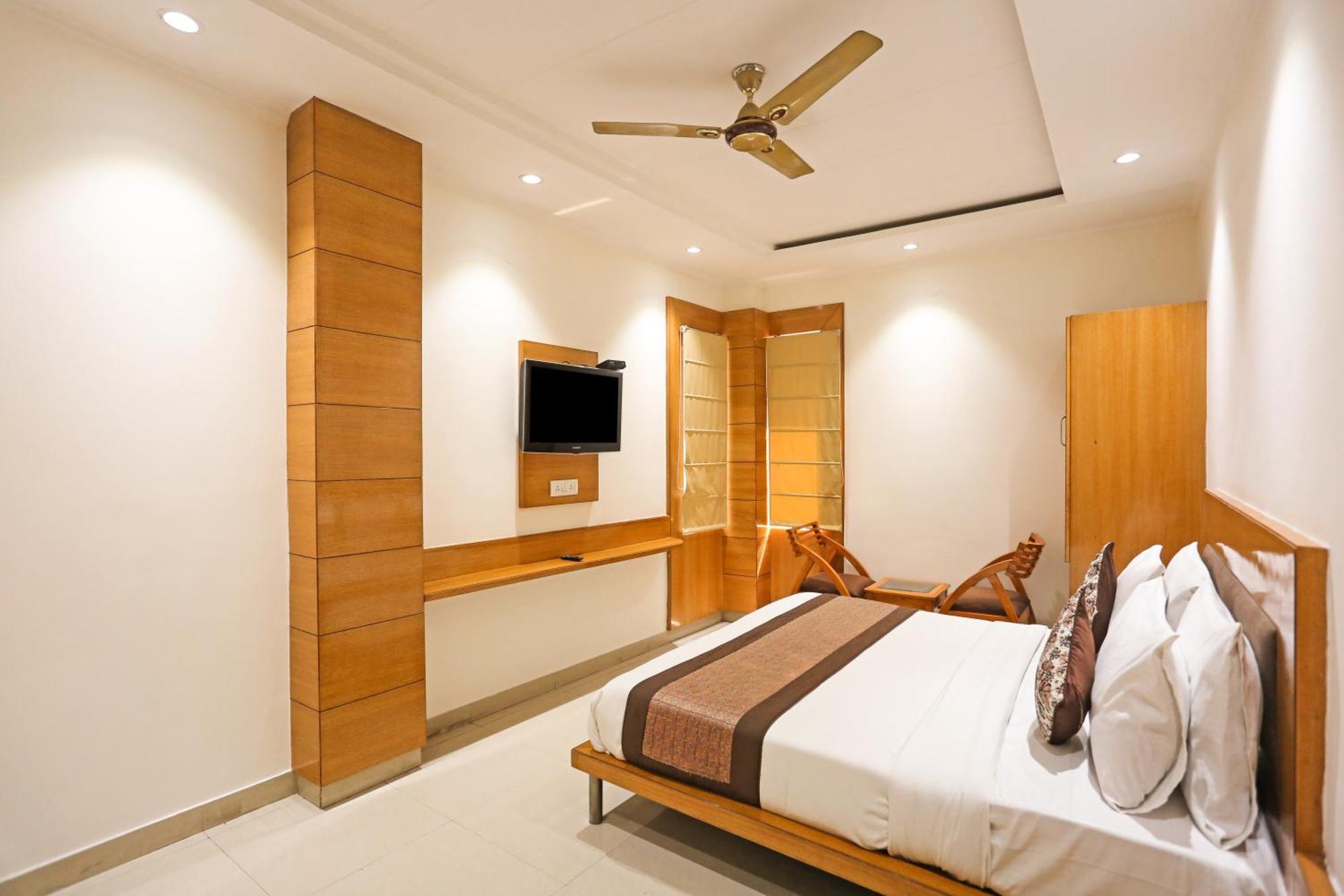 Hotel Fortuner, Karol Bagh, New Delhi Экстерьер фото